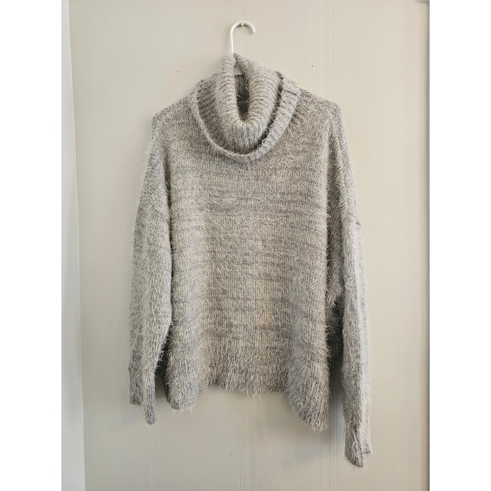 Show Me Your Mumu Fatima Turtleneck Sweater Gray Fuzzy Vail Knit Small MR8-1518